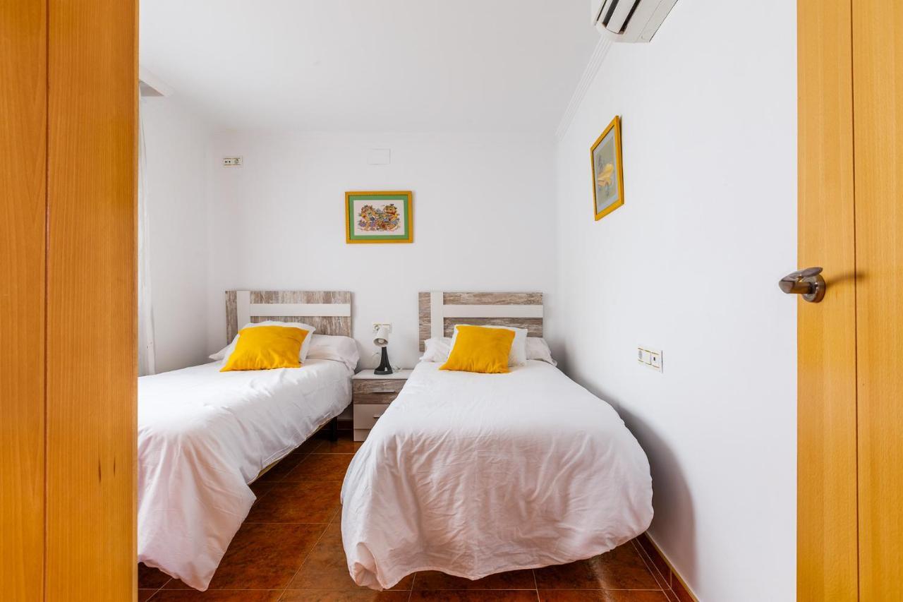 Ferienwohnung A&N Azucena Torre Del Mar Exterior foto