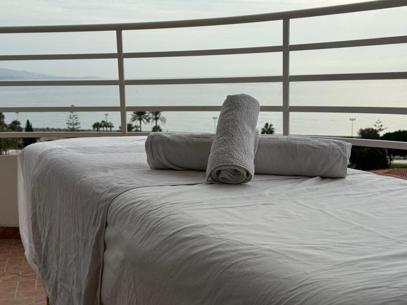 Ferienwohnung A&N Azucena Torre Del Mar Exterior foto